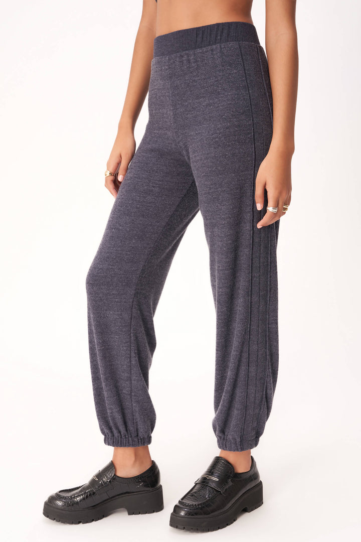 Just Relax Heathered Seamed Jogger